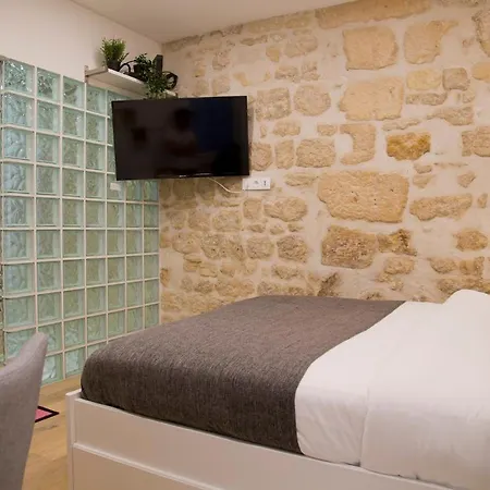 Apartment Mathilde - Authentic Saint-germain Seine Walk Paris